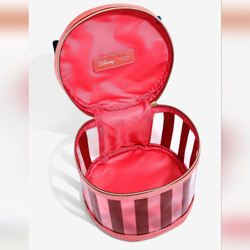 Disney Danielle Nicole Lady & the Tramp Cosmetic Bag - Picture 4 of 6